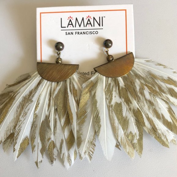 LAMANI SF Handcrafted Feathers Statement Earrings - Picture 6 of 6